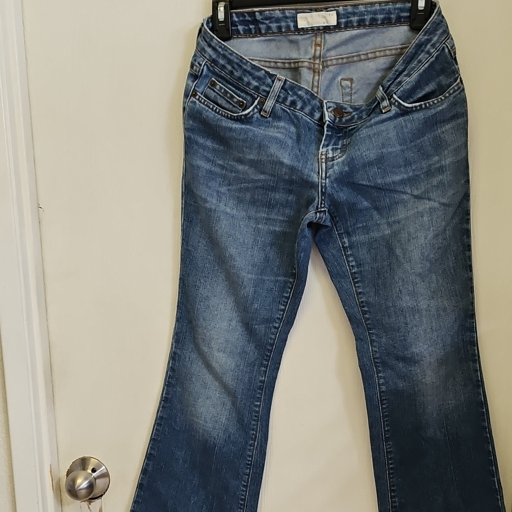 American Eagle Outfitters Flare Jeans in Classic Blue